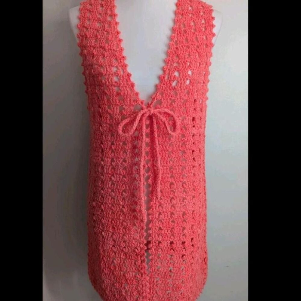 Vintage 70s Crochet Vest Knitted Coral Grannycore Long Retro Hippy